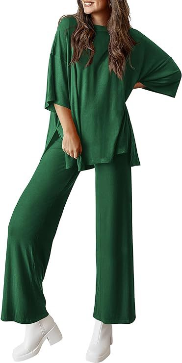 Stylish and casual loose T-shirt pajama set with side pockets